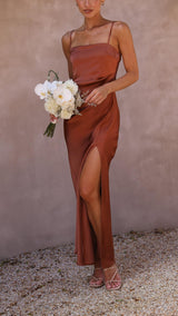 ALYA | ROBE LONGUE EN SATIN