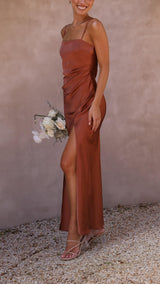 ALYA | ROBE LONGUE EN SATIN