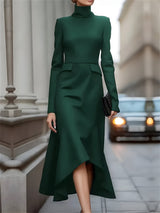 Élégante Robe Longue à Col Montant