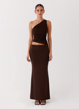 CHLOÉ NOIRE – ROBE LONGUE ASYMÉTRIQUE