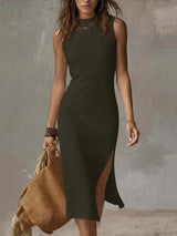 Robe élégante sans manches avec fente