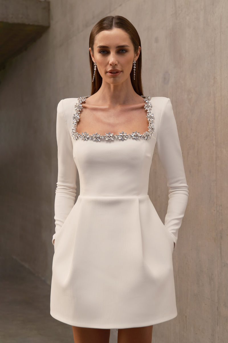 LÉONIE | ROBE COURTE EN VELOURS