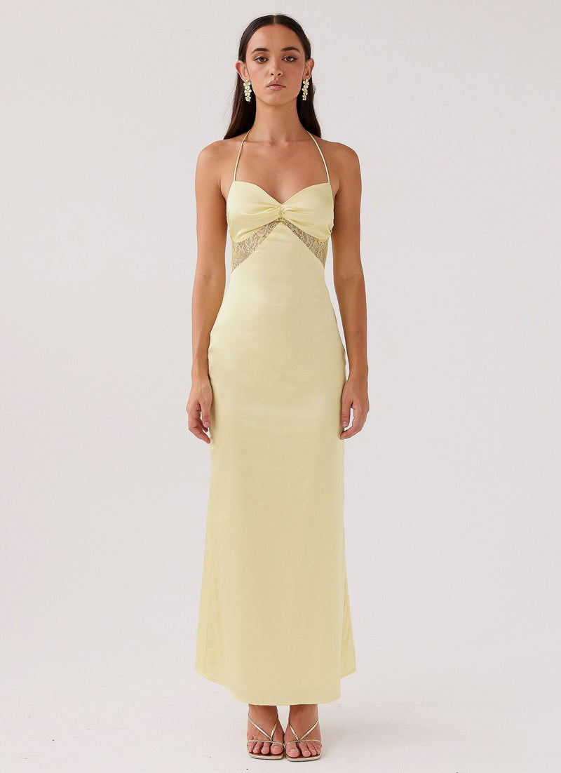 ÉTOILE SÉDUISANTE – ROBE LONGUE