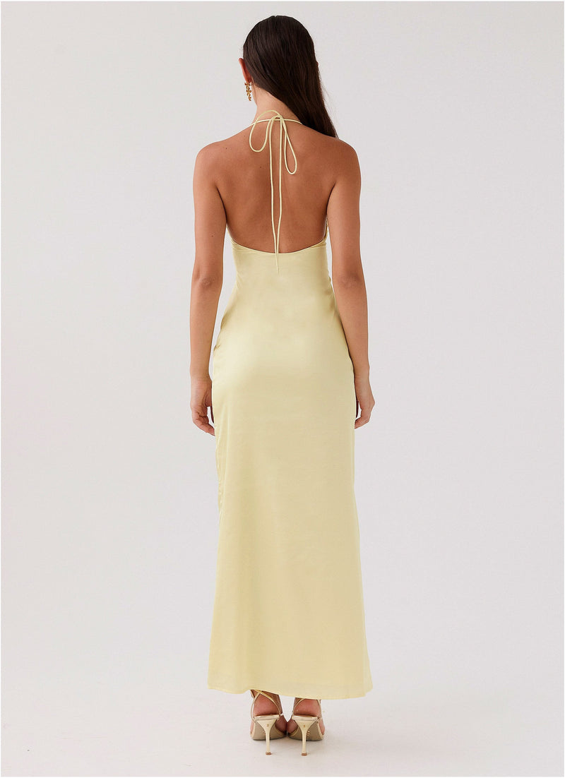 ÉTOILE SÉDUISANTE – ROBE LONGUE