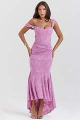 Robe maxi AURÉLIA rose avec charme romantique et texture délicate