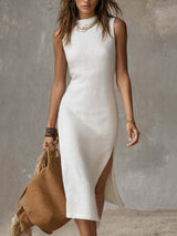 Robe élégante sans manches avec fente