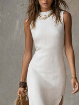 Robe élégante sans manches avec fente