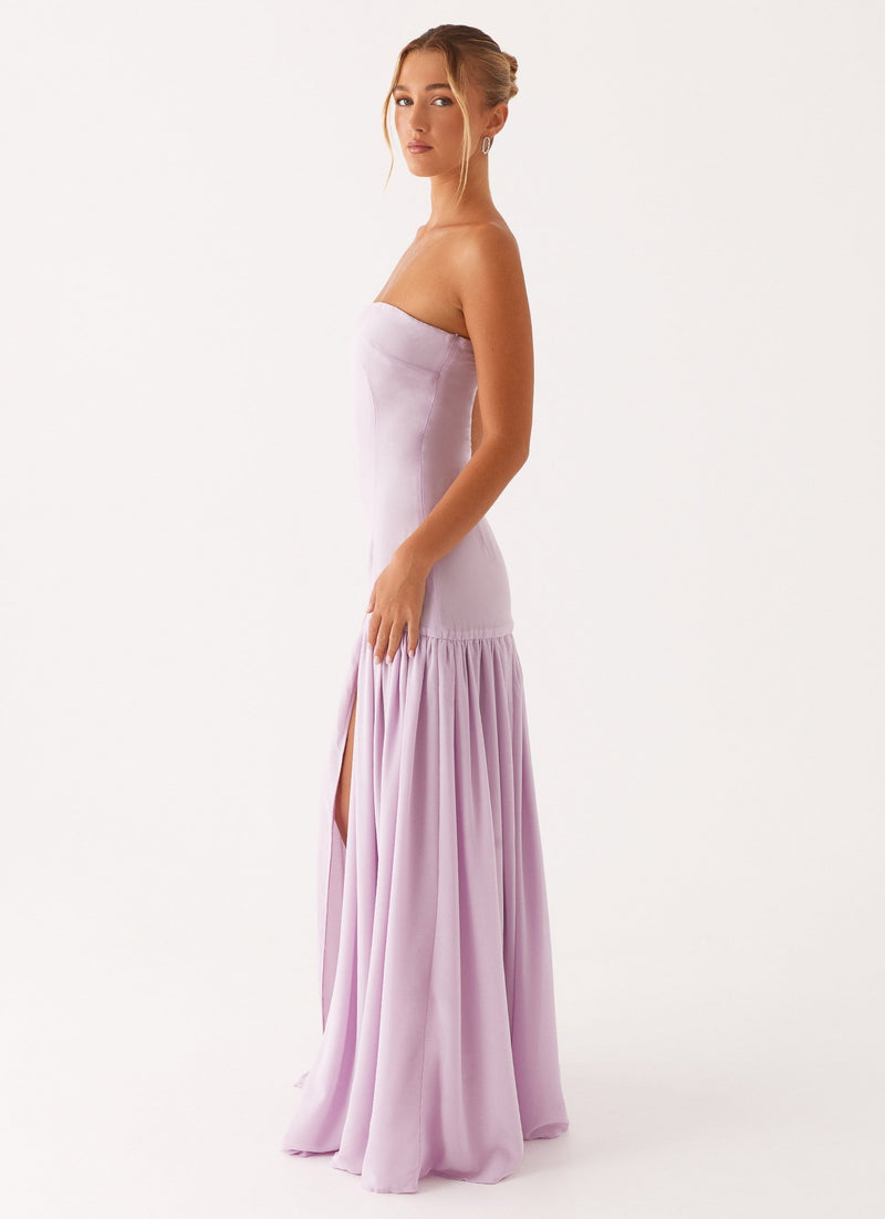 Vue latérale de la robe bustier lavande délicate