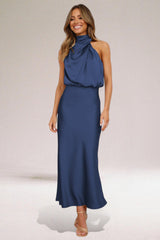 Robe longue femme bleu marine chic pour soirées