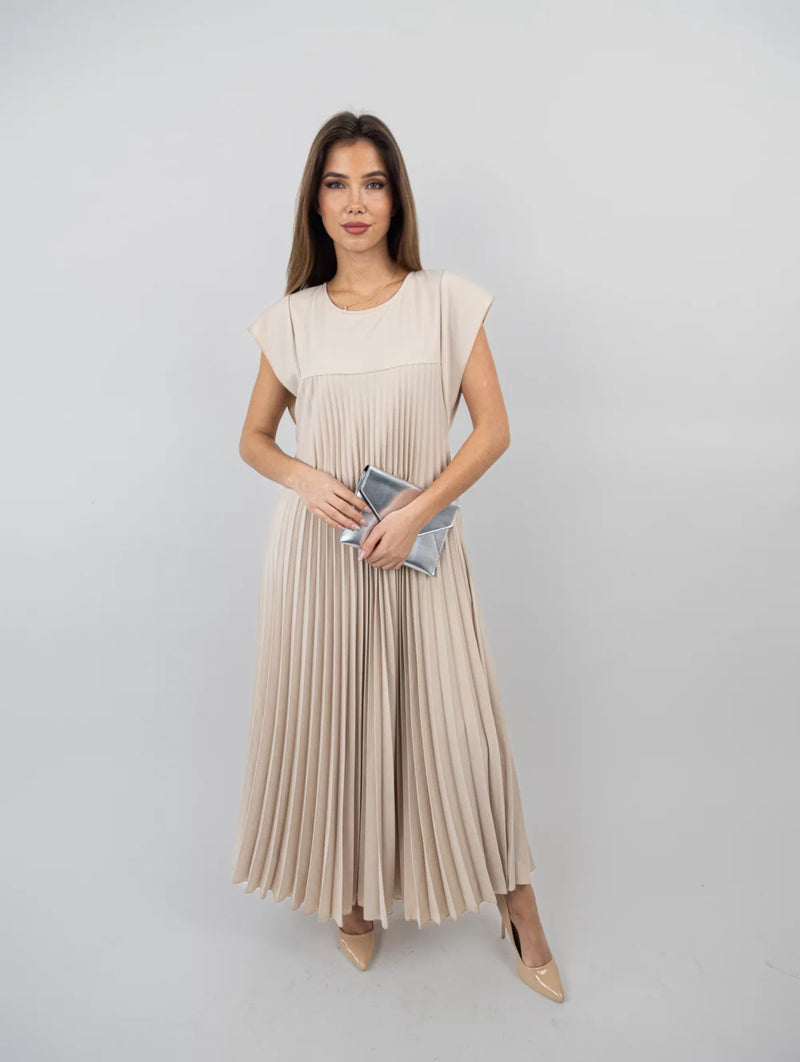 Robe Belle Éclat blanche élégante portée de face
