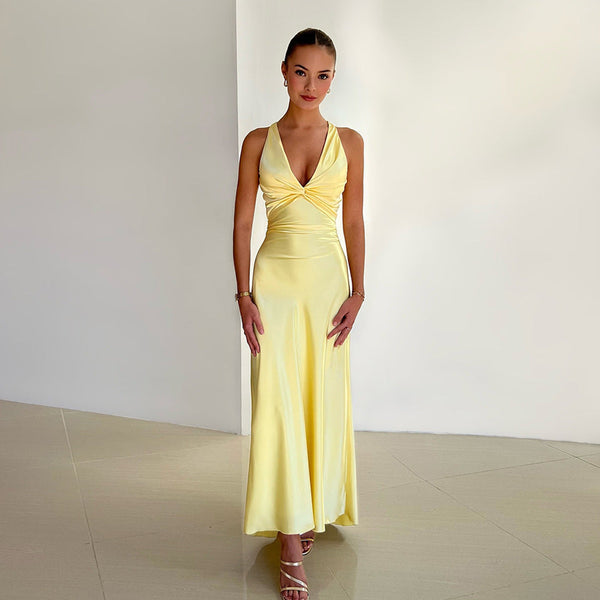ROBE SATINÉE HALTER